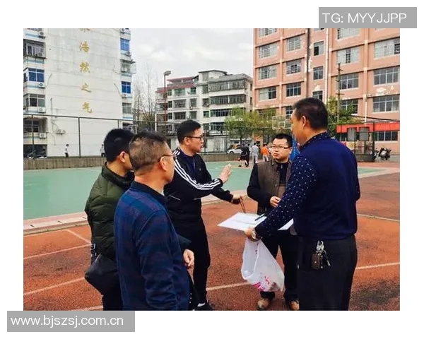 贺信传情寄祝福庆祝佳节共迎美好未来的温馨寄语